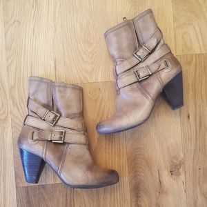 Arturo Chiang booties